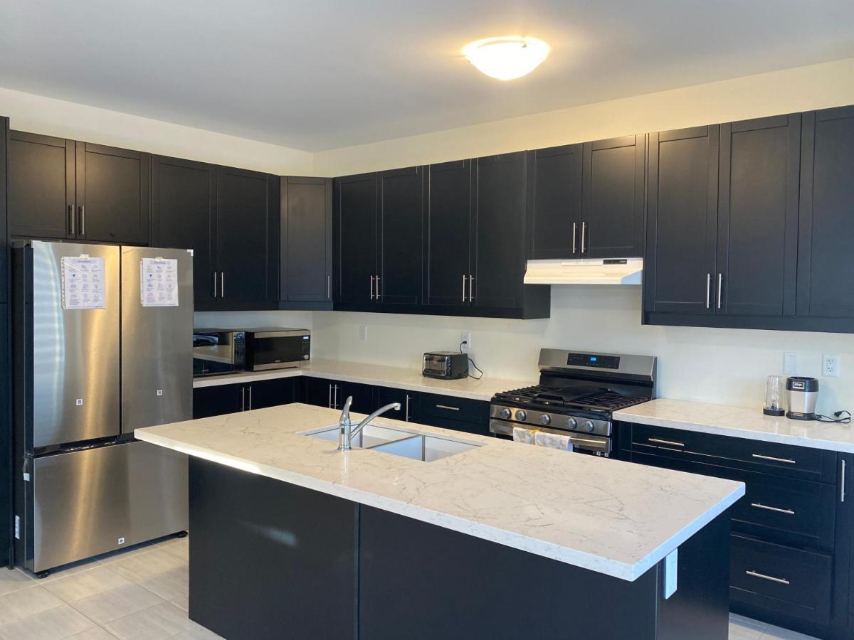 537 Veterans Dr Brampton On L7A 0C4 Βίλα Εξωτερικό φωτογραφία