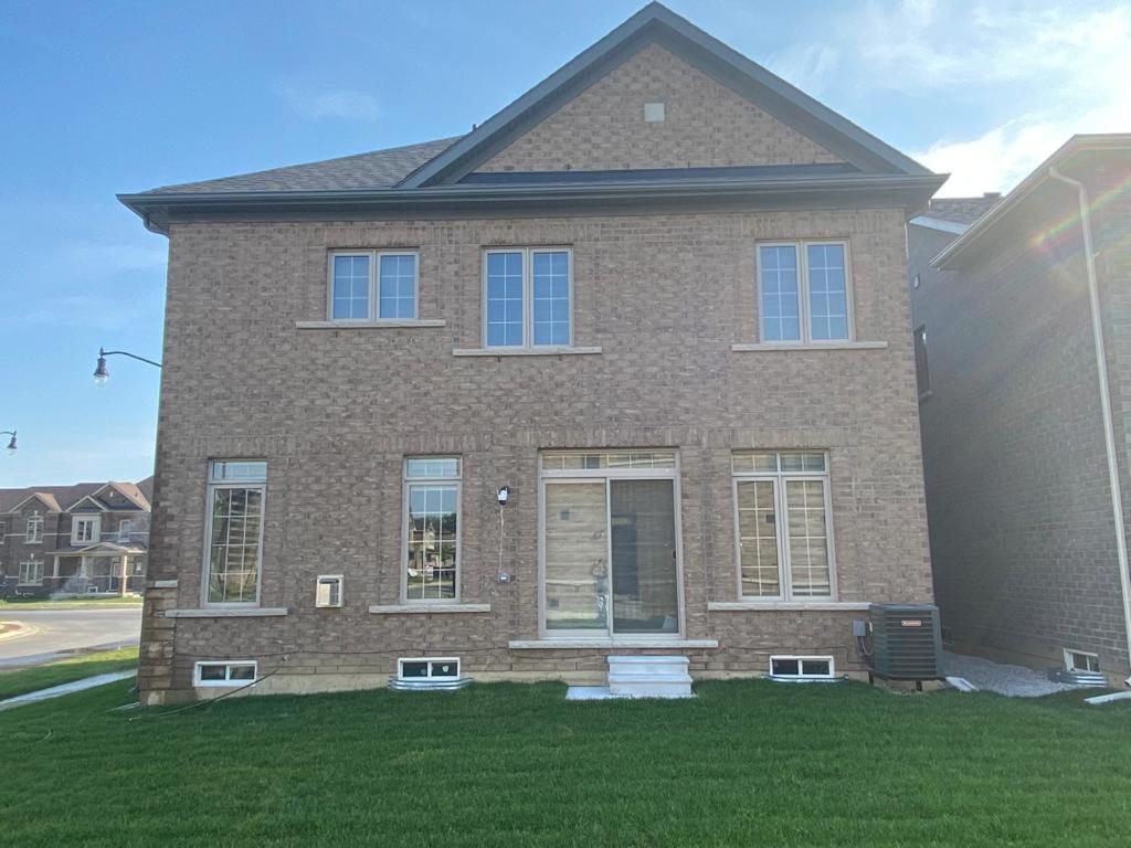 537 Veterans Dr Brampton On L7A 0C4 Βίλα Εξωτερικό φωτογραφία