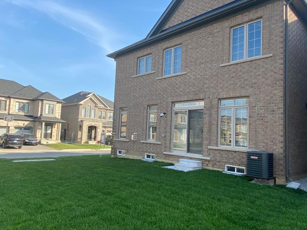 537 Veterans Dr Brampton On L7A 0C4 Βίλα Εξωτερικό φωτογραφία